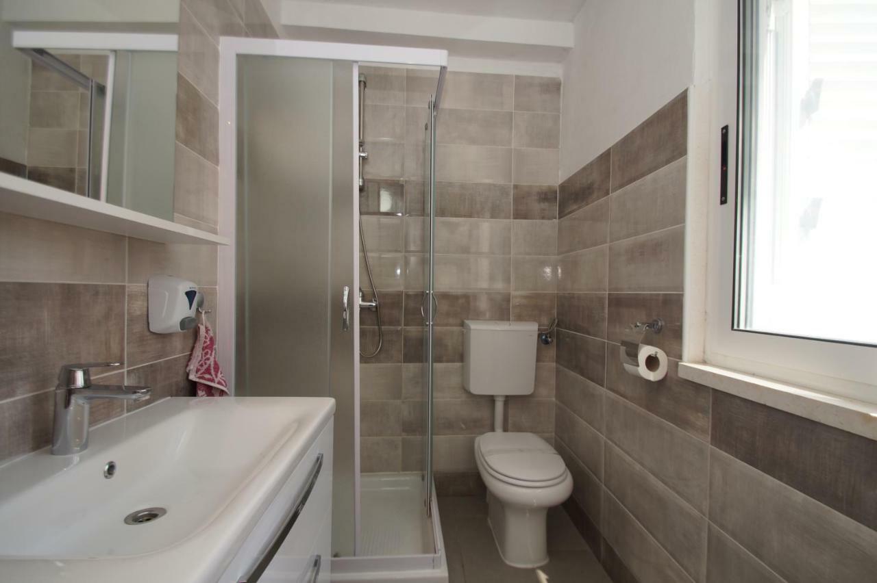 Guest House Holiday Корчула Экстерьер фото