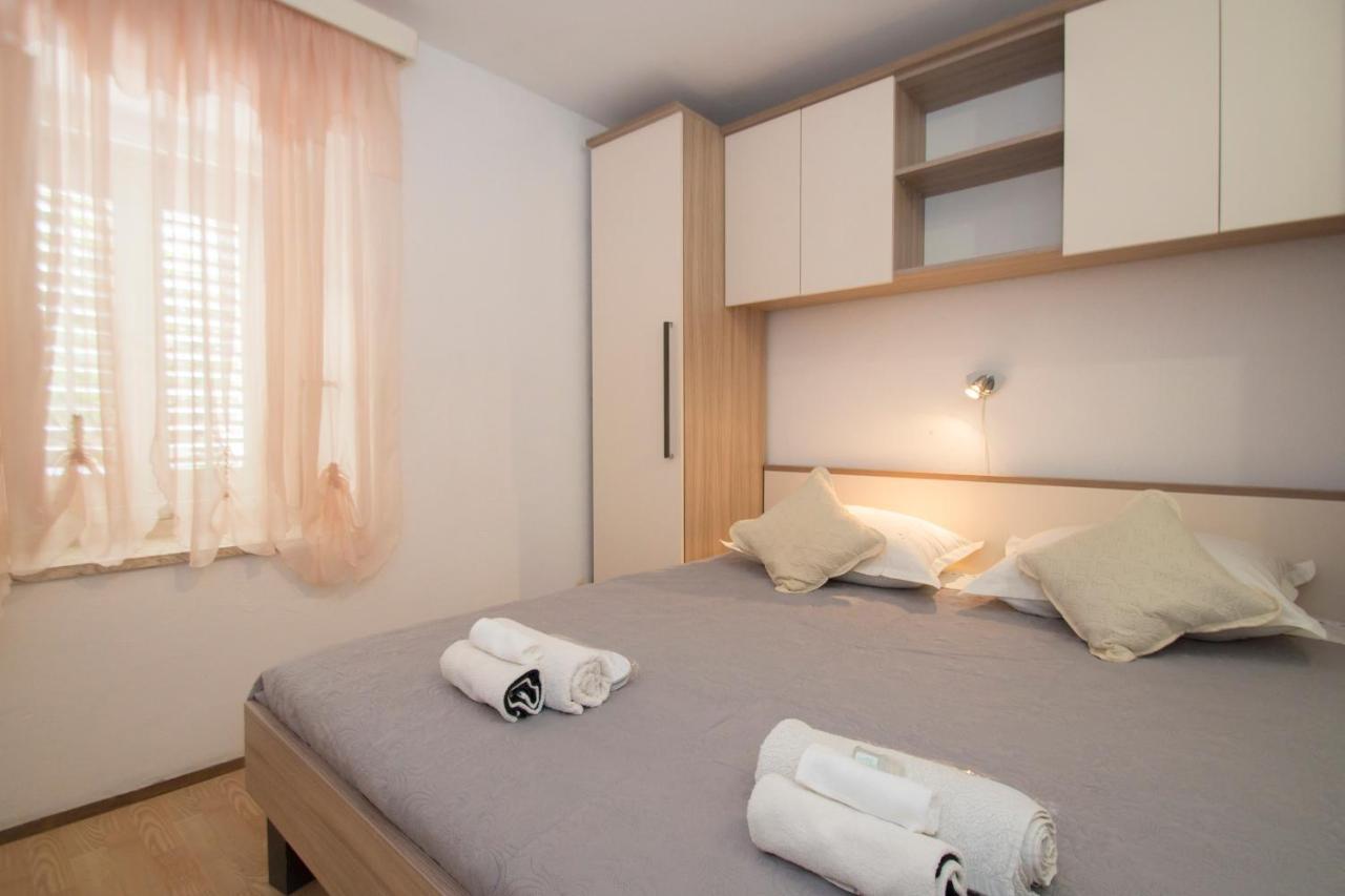 Guest House Holiday Корчула Экстерьер фото