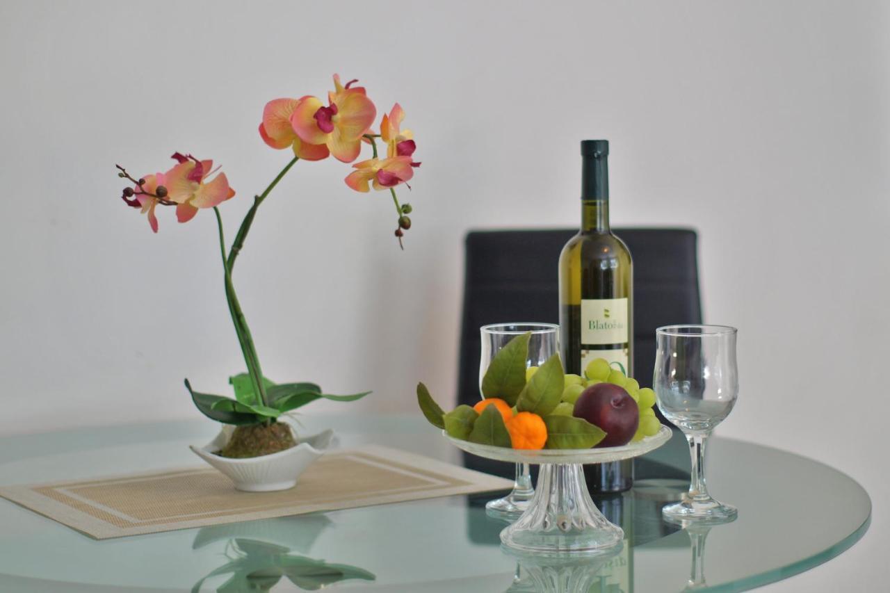 Guest House Holiday Корчула Экстерьер фото